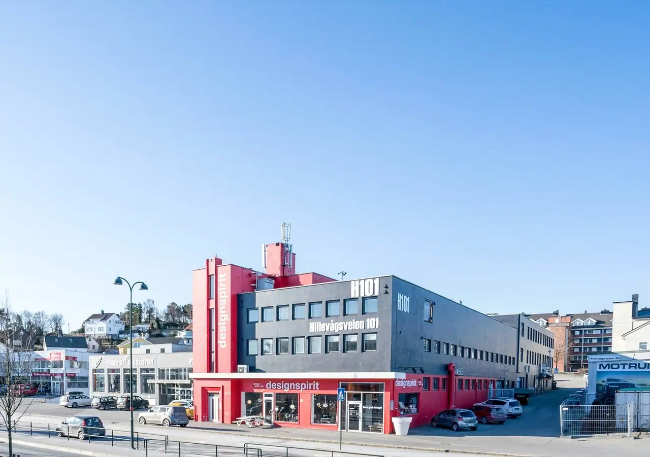 Office and warehouse in Hillevåg