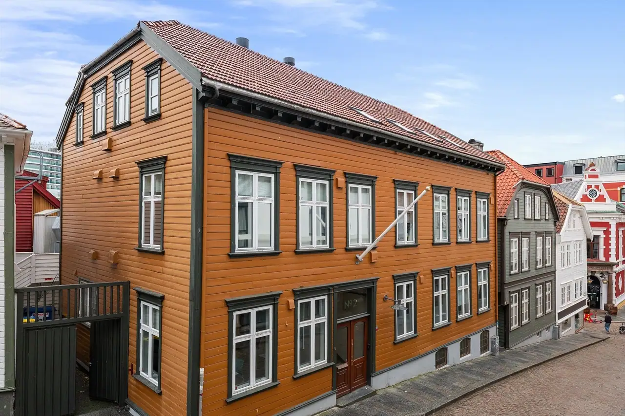 Kontorvilla fra 1860 i sentrum
